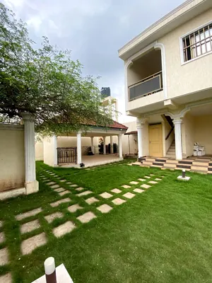 Location d'une villa duplex à N'Kafou, 5 chambres, avec jardin, climatisée – 650 000 FCFA/mois — photo 5
