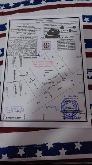 Maison 2 chambres salon en vente à Légbassito, angle de rue – 25 millions FCFA