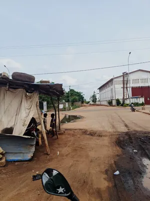 Terrain demi lot en vente en angle de rue à Akato Viepé – 11 millions FCFA — photo 3
