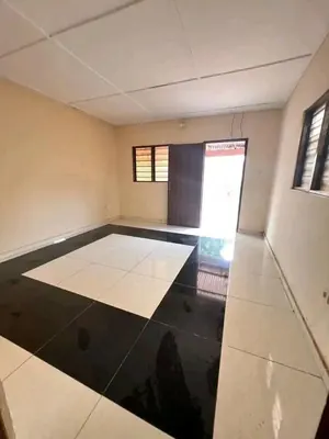Mini villa à vendre sur demi-lot de 300 m² à Adidogomé Sagbado Logoté – 20 millions FCFA — photo 5