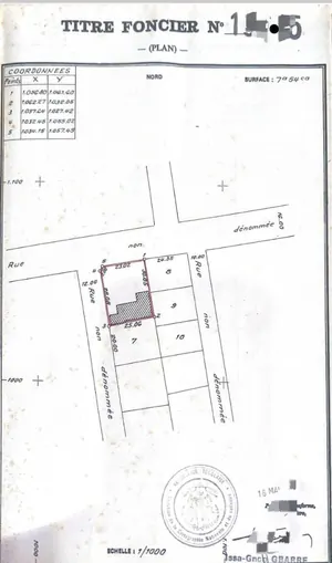 Immeuble R+1 avec boutiques en vente à Nukafu, angle de rue, 754 m² – 200 millions FCFA