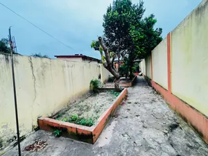 Maison 2 chambres 341 m² à vendre à Klikamé derrière le lycée et le restaurant Le Rafiti – 50 millions FCFA — photo 4