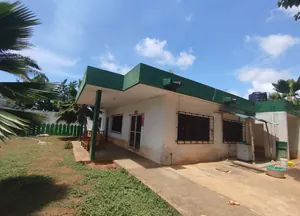 Ancienne résidence à vendre à la Cité Renaissance (Caisse) à Lomé – 330 millions FCFA — photo 2