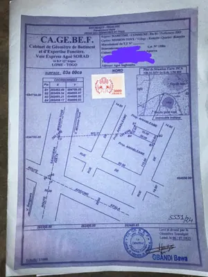 Terrain demi-lot en vente à Kognito près de l'école René Descartes – 5,5 millions FCFA