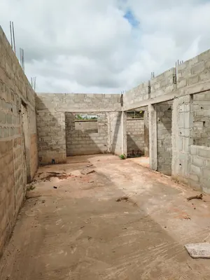 Vente d'une villa à Apessito, 2 chambres, 300 m², inachevée – 17 millions FCFA à débattre — photo 6