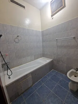 Location d'une villa basse à Forever, 4 chambres, avec jardin et dépendances – 500 000 FCFA négociable — photo 10