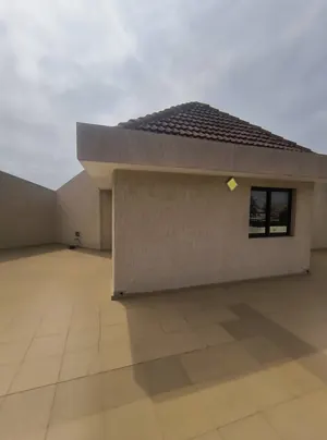 Villa duplex 7 chambres avec piscine à louer à Nukafu – 550 000 FCFA/mois — photo 2