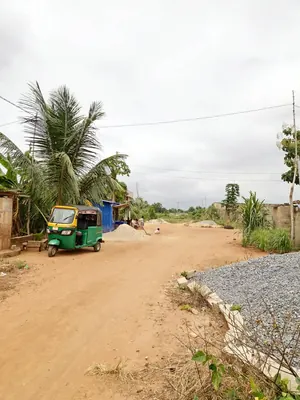 Terrain 270 m² en vente à Apessito, proche du goudron – 8 millions FCFA — photo 3