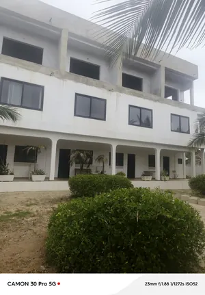 Immeuble en vente en bordure de la plage à Baguida – 1,250 milliard FCFA