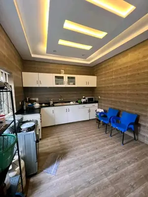 Villa 4 chambres sur 1500 m² en vente à Agbalepedo – 210 millions FCFA — photo 4
