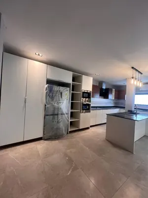 Location d'une villa à Baguida Batovi, duplex avec piscine, 5 chambres, jardin et garage – 1 700 000 FCFA/mois — photo 10