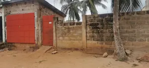 Terrain demi-lot en vente à Ségbé – 12 millions FCFA