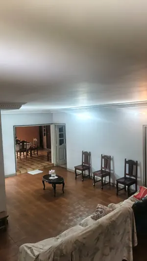 Villa duplex R+2 de 9 chambres en vente à Attikoumé Attikpa à 300 m du goudron – 150 millions FCFA — photo 2
