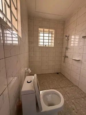 Vente d'une villa à Agoè Fil o Parc, demi-lot, R+1, 4 pièces – 65 millions FCFA — photo 6