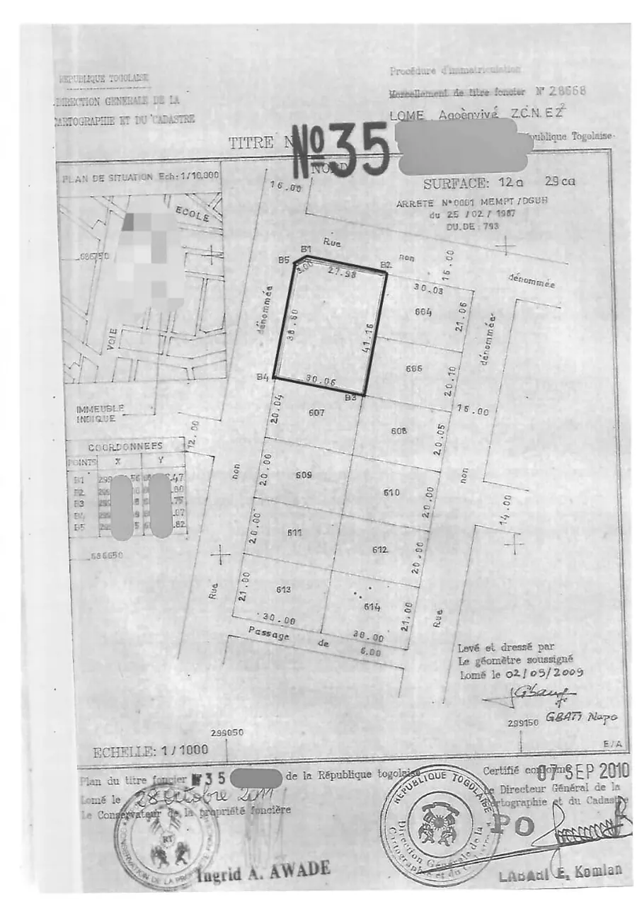 Terrain 1229 m² en vente en angle de rue à Agoè Adidoadin – 160 millions FCFA