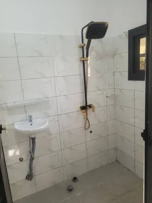 Villa duplex 3 chambres à vendre à Agoè, angle de rue – 90 millions FCFA — photo 5