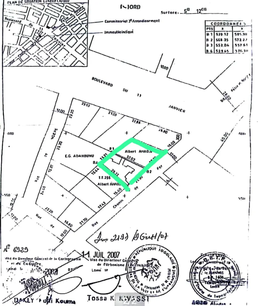 Terrain 1132 m² en vente en bord du goudron à Dékon Abobo Kome – 350 millions FCFA