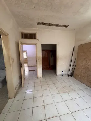 Vente d'une villa à Agbalépédo, angle de rue, 3 chambres + dépendance + 2 pièces, proche du goudron – 47 millions FCFA — photo 4