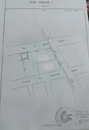 Terrain 191 m² en vente au bord du goudron à Assigamé – 150 millions FCFA