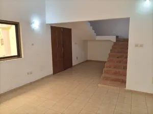 Maison 3 chambres à vendre à Kpogan, 200 m du goudron – 32 000 000 FCFA — photo 4