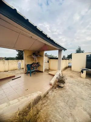 Vente d'une villa à Sanguéra Klikamé, R+1, 1/4 de lot avec avis favorable – 25 millions FCFA — photo 11