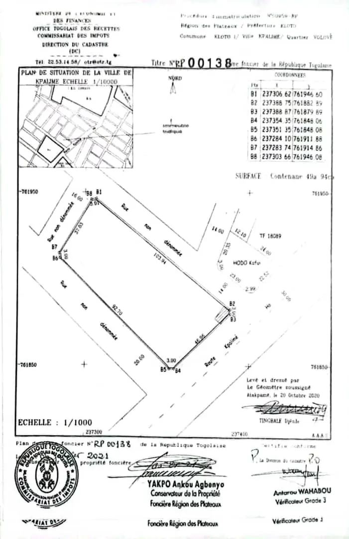 Terrain 4997 m² en vente au quartier Zomayi en plein centre-ville de Kpalimé – à partir de 120 millions FCFA