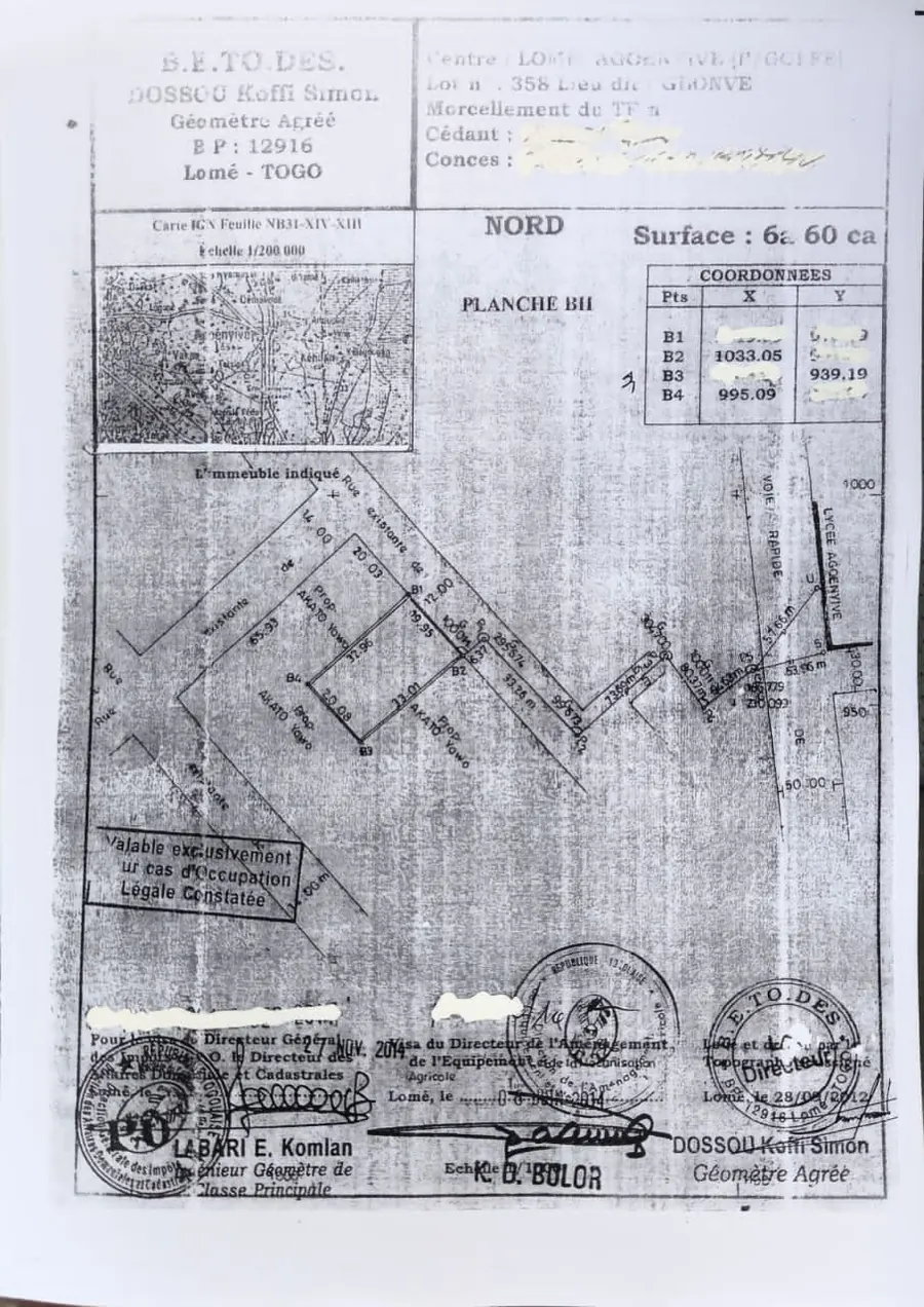 Maison 3 chambres à vendre sur demi-lot à Agoè 2 Lions – 35 millions FCFA