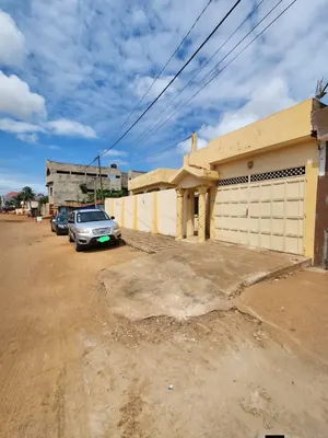 Villa 2 chambres en vente proche du goudron à Togo 2000 – 50 millions FCFA — photo 2