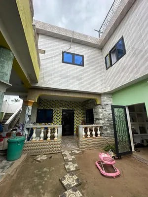 Villa R+1 5 pièces 150 m² en vente à Zanguera Château d'Eau Klémé – 35 millions FCFA — photo 2