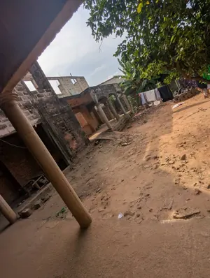 Villa inachevée 7 pièces en vente à Kégué Tigamé – 55 millions FCFA — photo 4