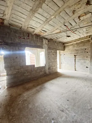 Vente d'une villa inachevée à Sogbossito Catholique, 4 chambres + 2 appartements, 1 lot 600 m², titre foncier – 90 millions FCFA — photo 15