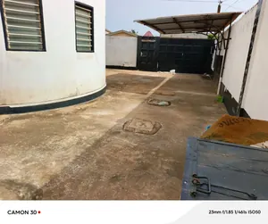 Villa basse 3 chambres en vente en angle de rue à Agoè Cacaveli – 70 millions FCFA — photo 5