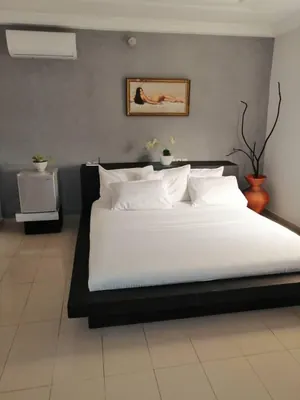Appartement meublé 17 chambres 600 m² en vente à Baguida Devego avec piscine – 500 millions FCFA — photo 7