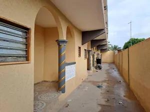 Immeuble de location à vendre à Adidogomé Apédokoè – 65 millions FCFA — photo 3