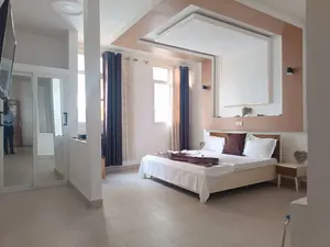 Hôtel 25 chambres avec piscine et restaurant à vendre à Agbodrafo – 500 millions FCFA — photo 2