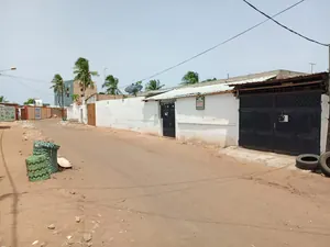 Terrain en vente à Agoè-Legbassito Kognito – 14 000 000 FCFA le lot
