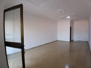 Location d'une villa basse à Forever, 4 chambres, avec jardin et dépendances – 500 000 FCFA négociable — photo 11