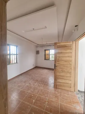 Villa 2 chambres 100 m² en vente à Segbé Akato – 24 millions FCFA — photo 3
