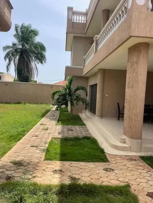 Villa duplex 10 chambres en vente à Nyékonakpoè, Lomé – 295 millions FCFA — photo 5