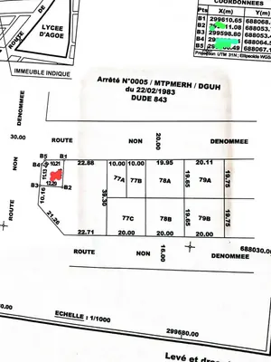 Terrain 1/4 de lot en angle de rue à Agoè 2 lions – 20 millions FCFA
