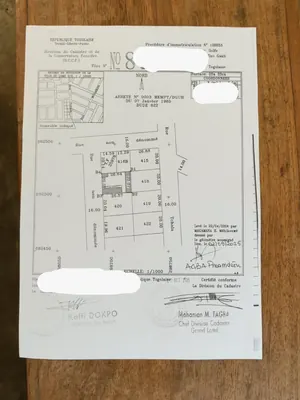 Terrain clôturé avec bâtiments en vente à Adidogomé Avenou Avé Maria – 57 millions FCFA — photo 6